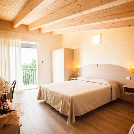 Albergo Paris Sottomarina Luaran gambar