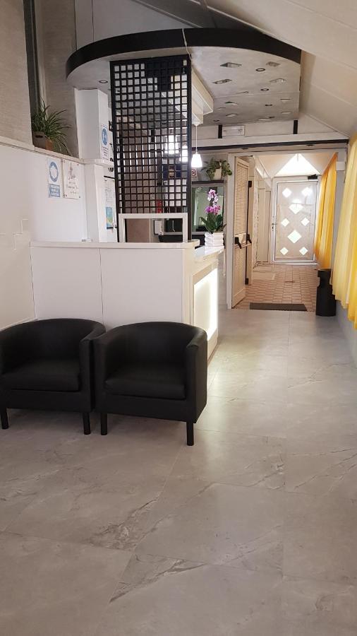 Albergo Paris Sottomarina Luaran gambar