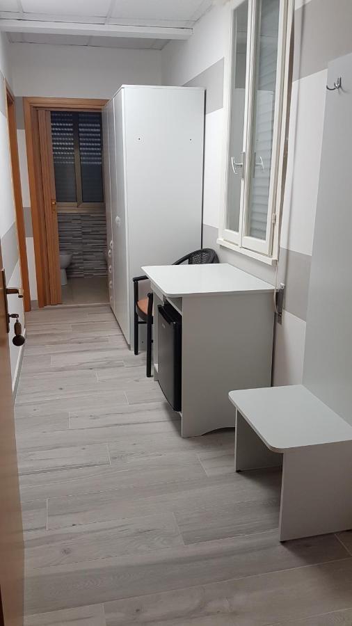 Albergo Paris Sottomarina Luaran gambar