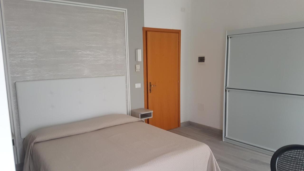Albergo Paris Sottomarina Luaran gambar