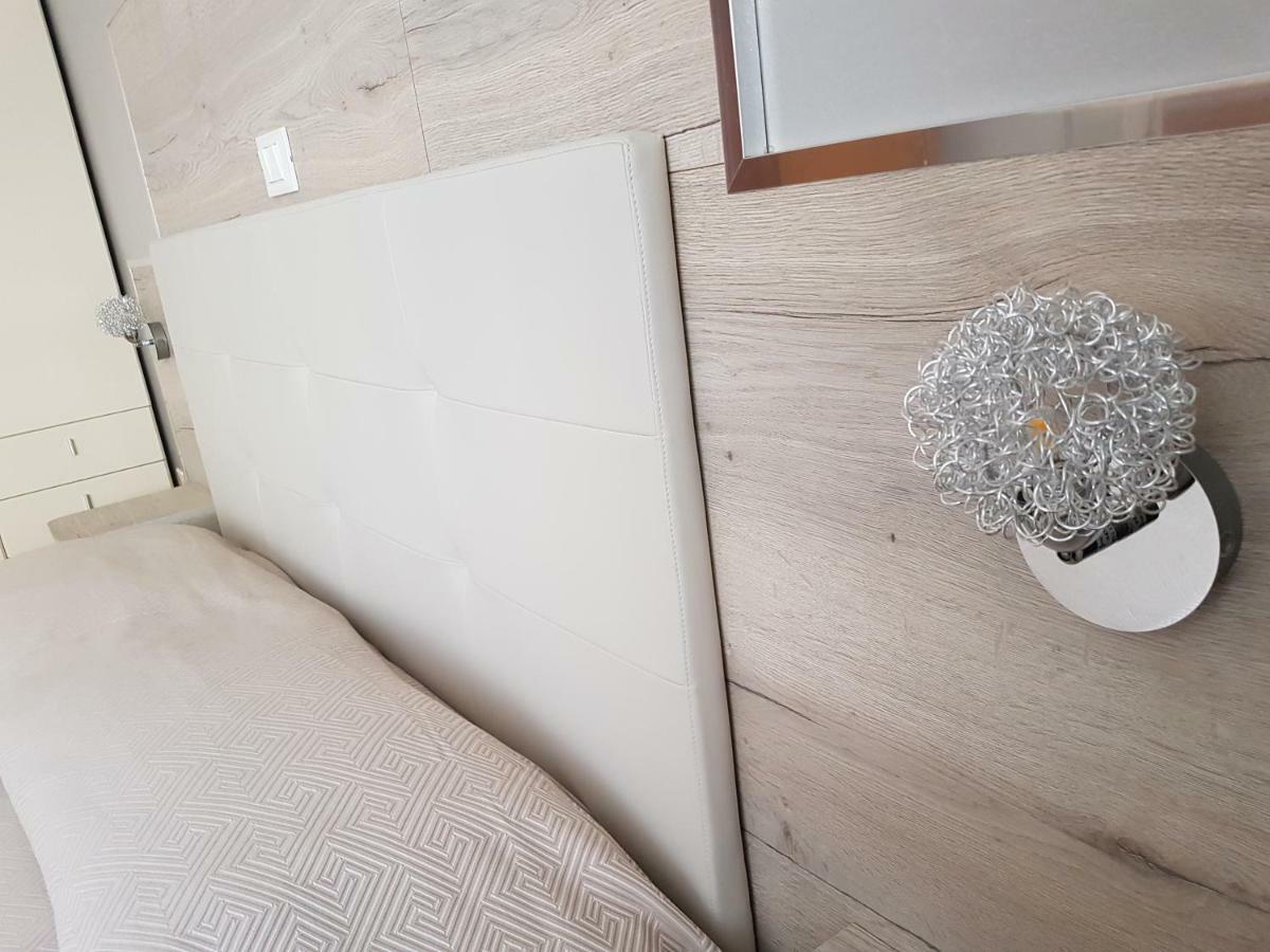 Albergo Paris Sottomarina Luaran gambar