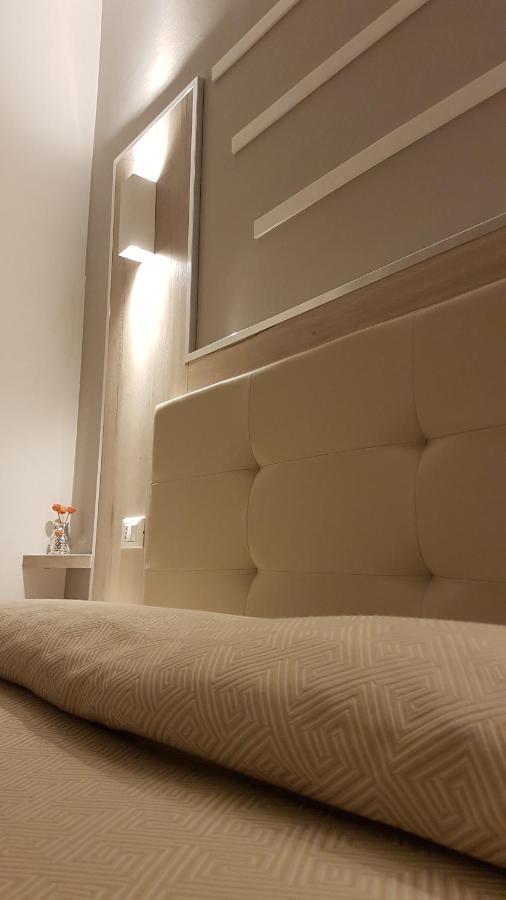 Albergo Paris Sottomarina Luaran gambar